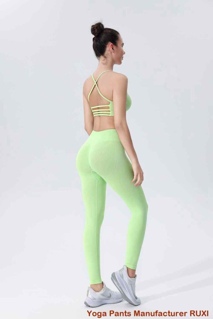 黒のショートパンツ アスレチック RUXI