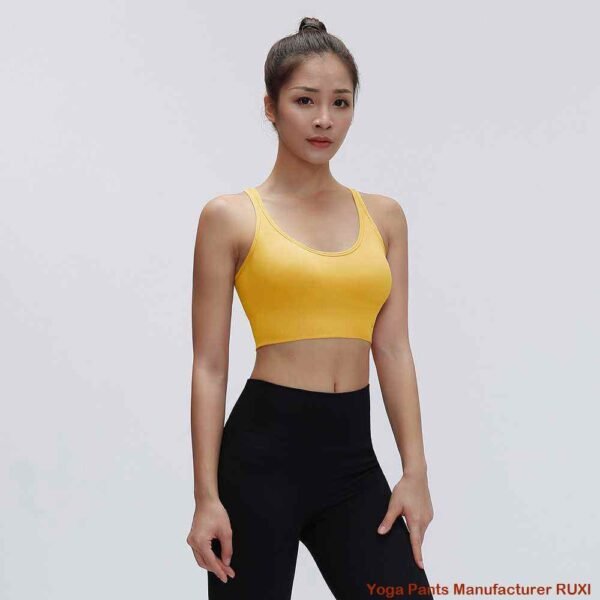 ブラジャーのサイズからスポーツブラのサイズへ