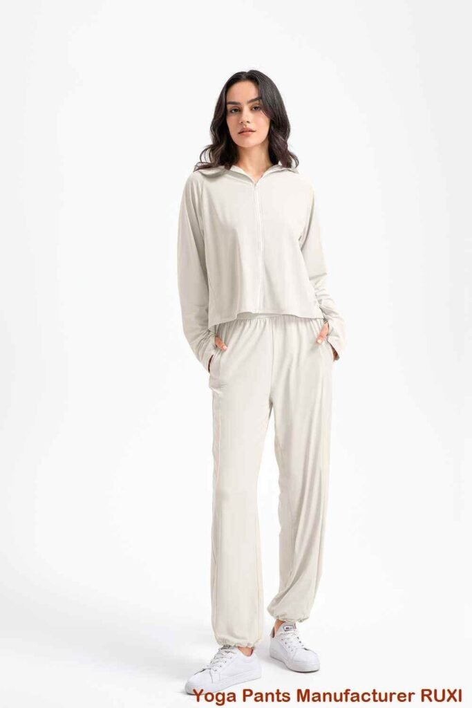 ランニングに最適なタイトなショーツ RUXI