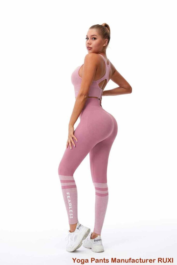 レディース ピンク アスレチック ショーツ